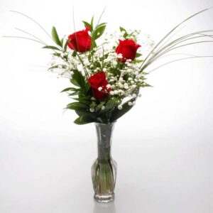 Les 3 roses et leur vase